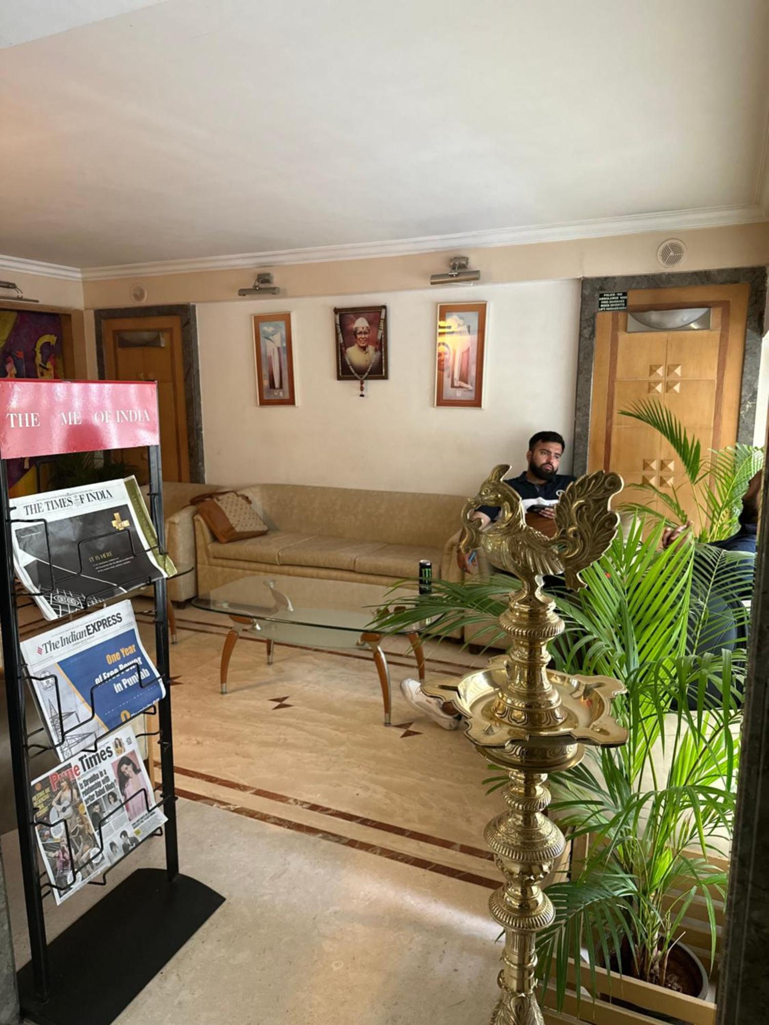Hotel Ashirwad Pune Dış mekan fotoğraf